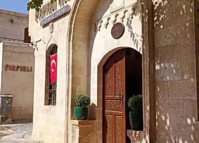 Fırfırlı Konak