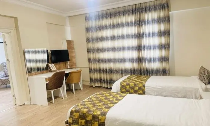Grand Gülizar Hotel üç ayrı yataklı oda