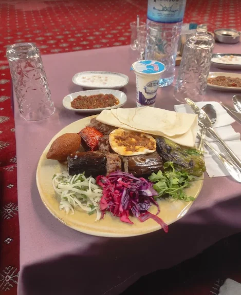Abraham Sıra Gecesi yöresel tabak ve ikramlar