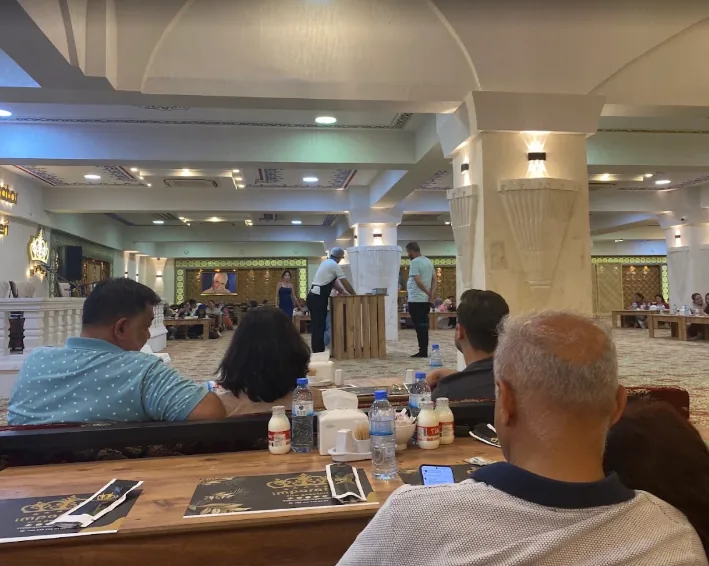 İmparator Sıra Gecesi oturma düzeni