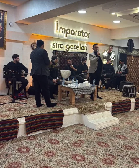 İmparator Sıra Gecesi sahne programı